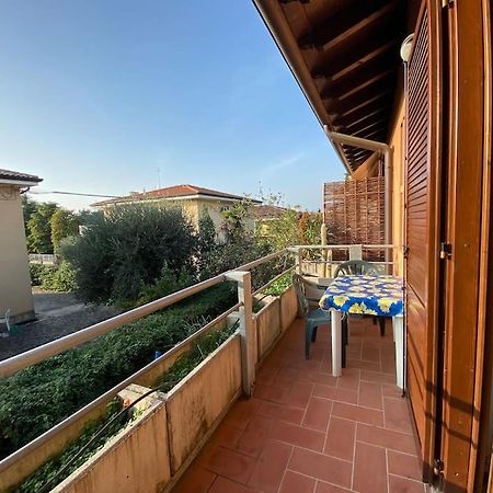 Family House With Free Parking, 450M From Beach Лацизе Экстерьер фото